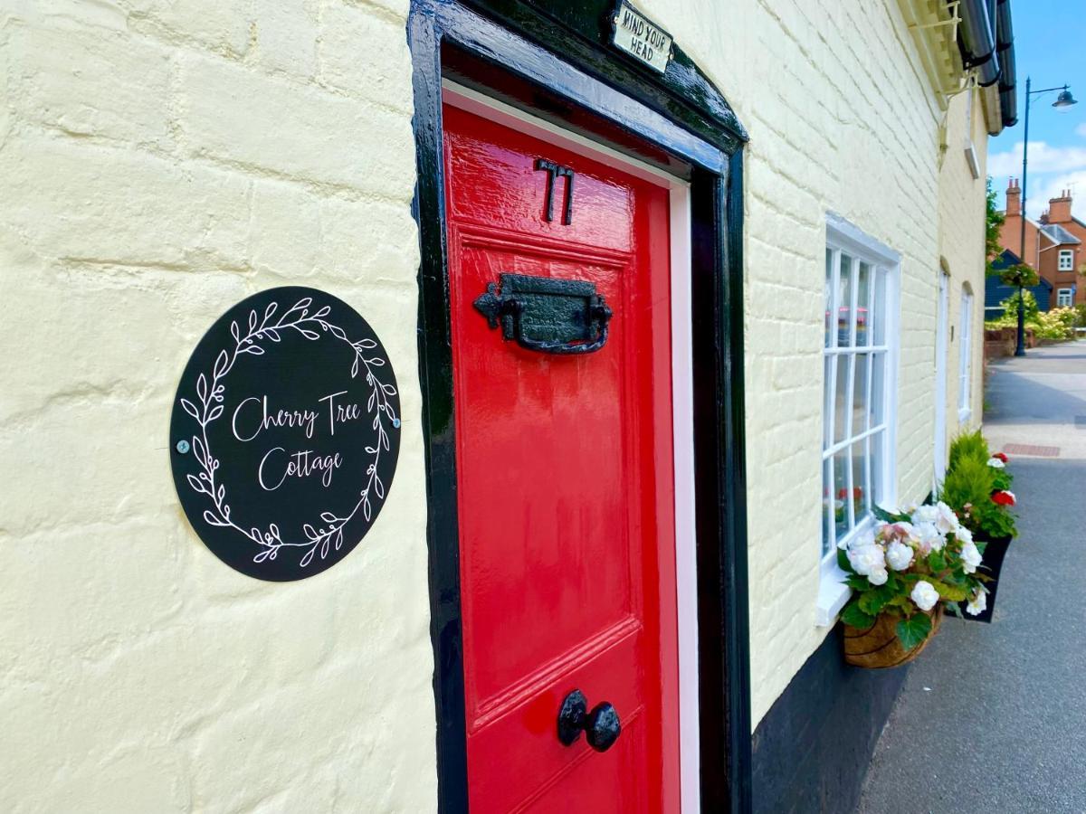 Holiday home Cherry Tree Cottage, *